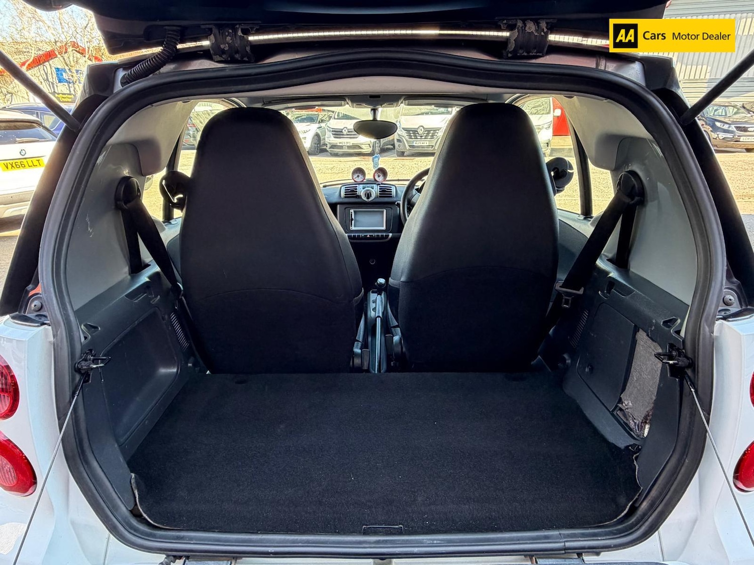 Used smart fortwo 2013 for sale - 78123411: Photo 9