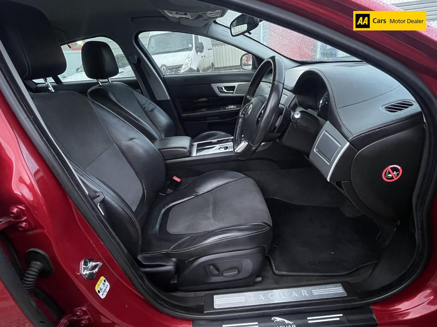 Used Jaguar XF 2012 for sale - 77312462: Photo 9