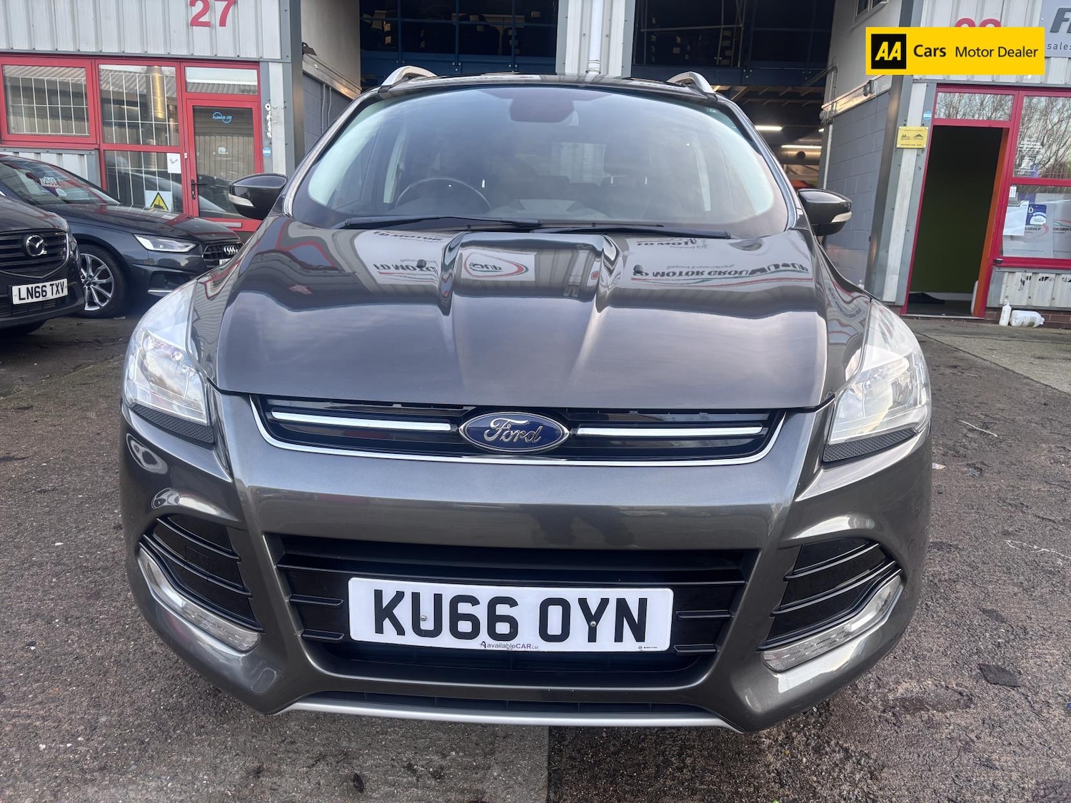 Used Ford Kuga 2016 for sale - 76948928: Photo 2