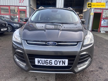 Used Ford Kuga 2016 for sale - 76948928: Photo