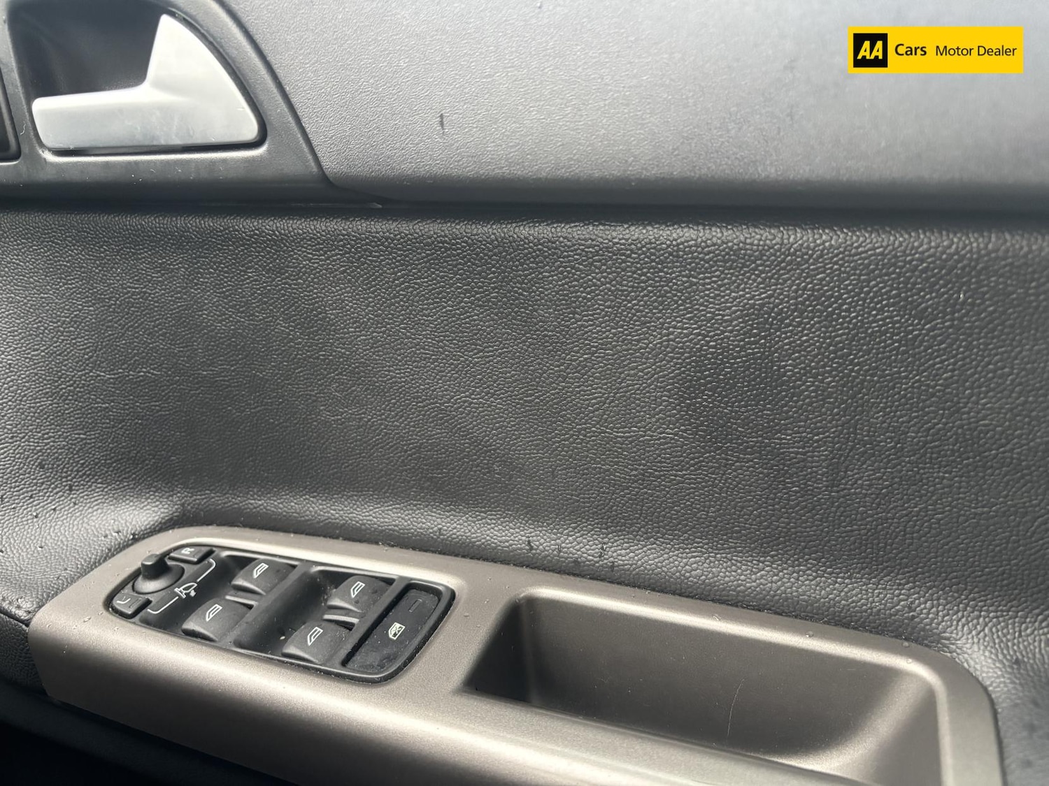 Used Volvo S40 2011 for sale - 76971774: Photo 17