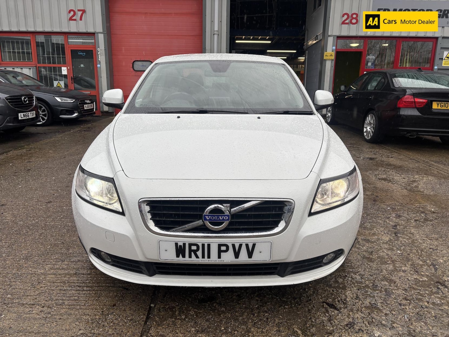 Used Volvo S40 2011 for sale - 76971774: Photo 2