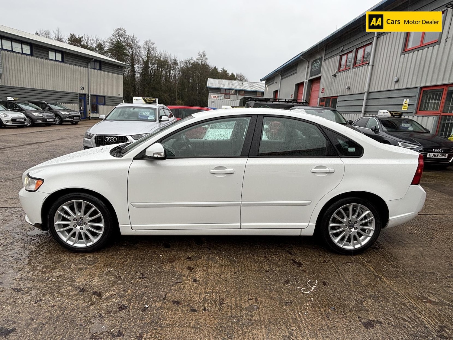 Used Volvo S40 2011 for sale - 76971774: Photo 4