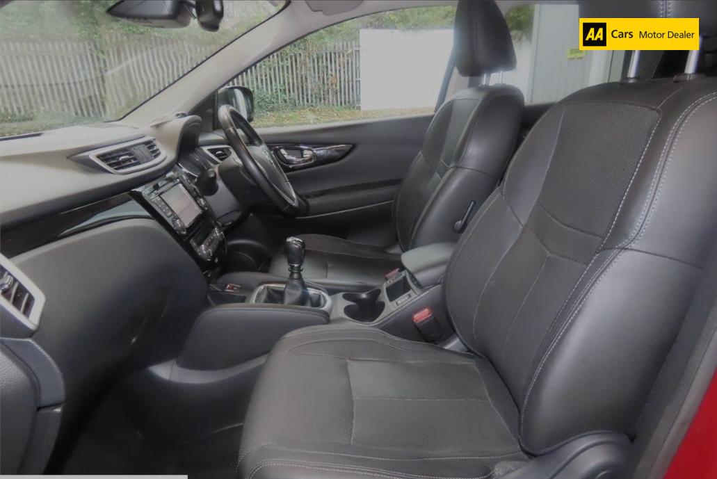 Used Nissan Qashqai 2015 for sale - 76595472: Photo 10
