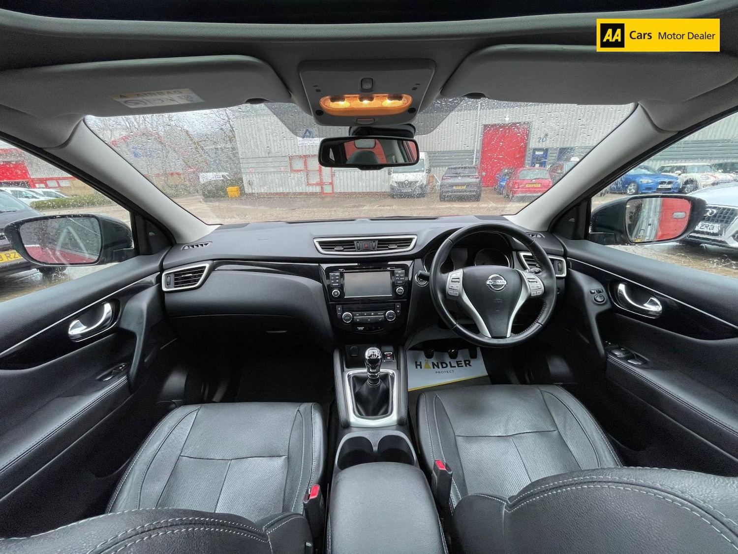 Used Nissan Qashqai 2015 for sale - 76595472: Photo 12