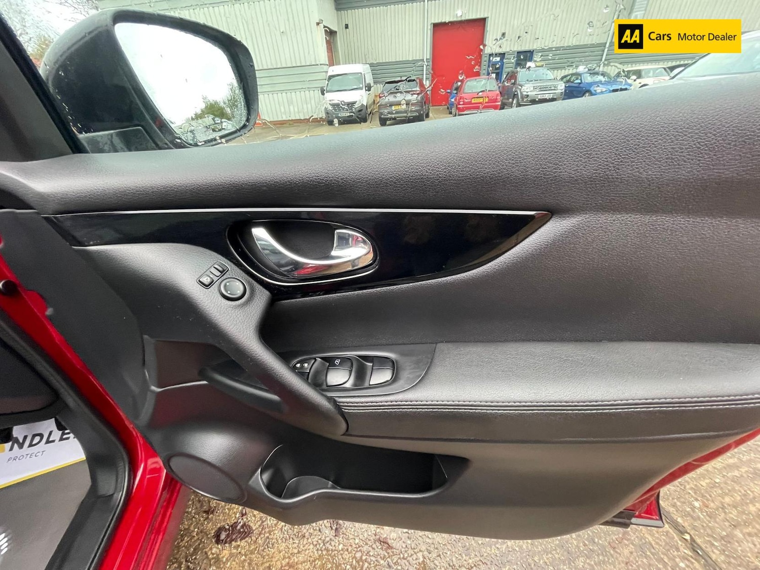 Used Nissan Qashqai 2015 for sale - 76595472: Photo 21