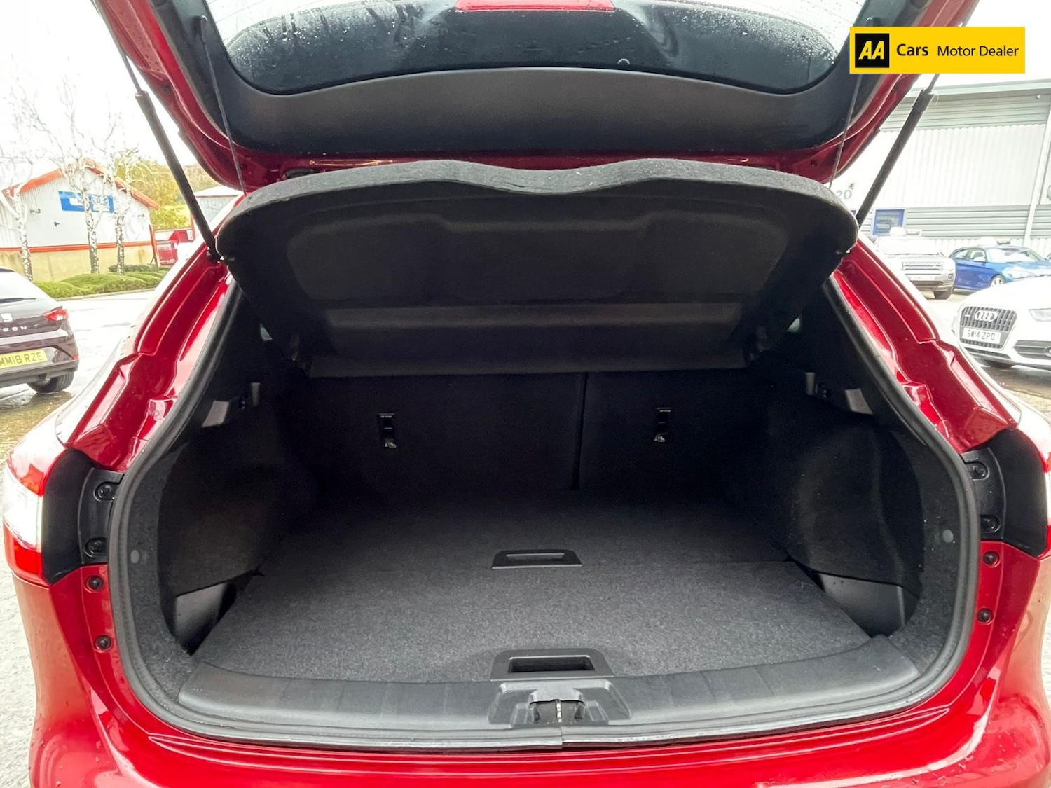 Used Nissan Qashqai 2015 for sale - 76595472: Photo 26