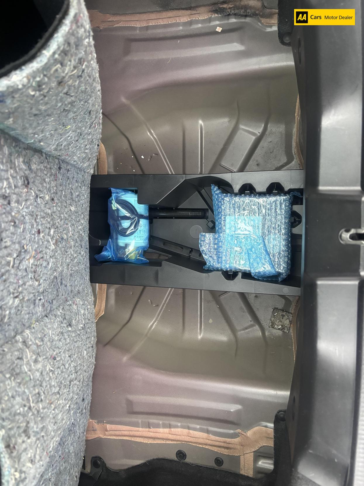 Used Peugeot 108 2017 for sale - 77167739: Photo 14