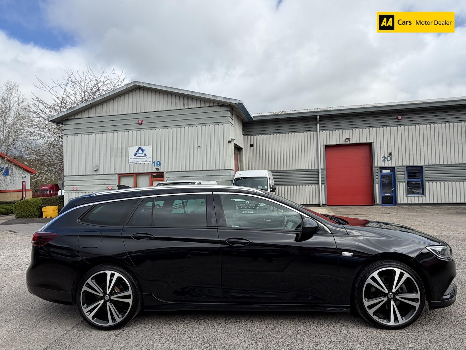 Used Vauxhall Insignia 2018 for sale - 78156430: Photo 8