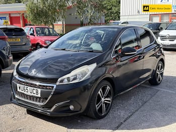 Used Peugeot 208 2015 for sale - 79725685: Photo