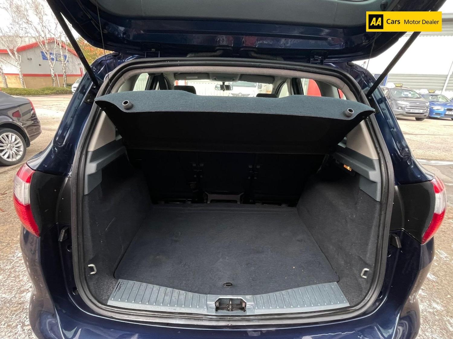 Used Ford C-Max 2012 for sale - 76438413: Photo 24