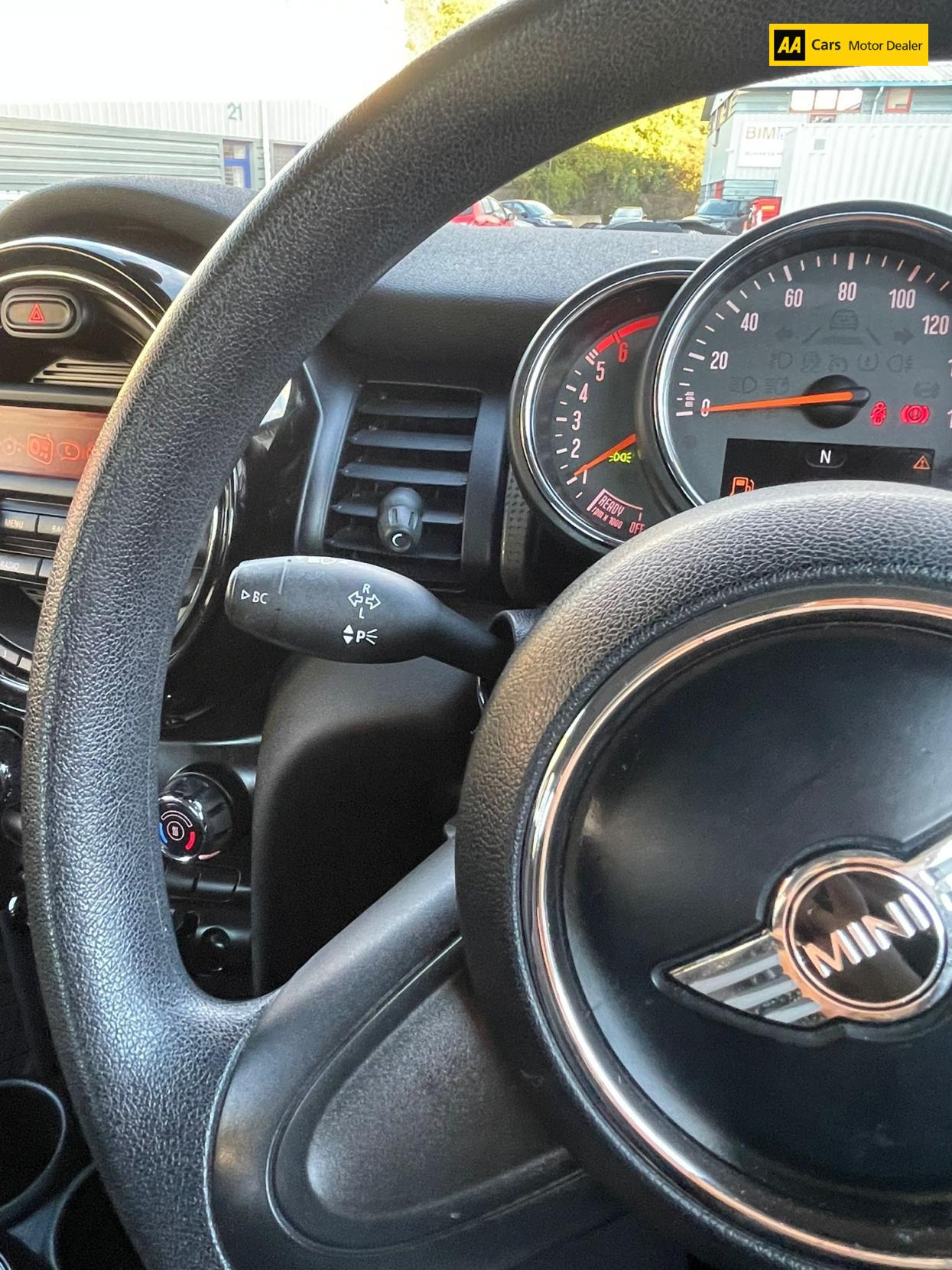 Used MINI Hatch 2015 for sale - 76635467: Photo 16