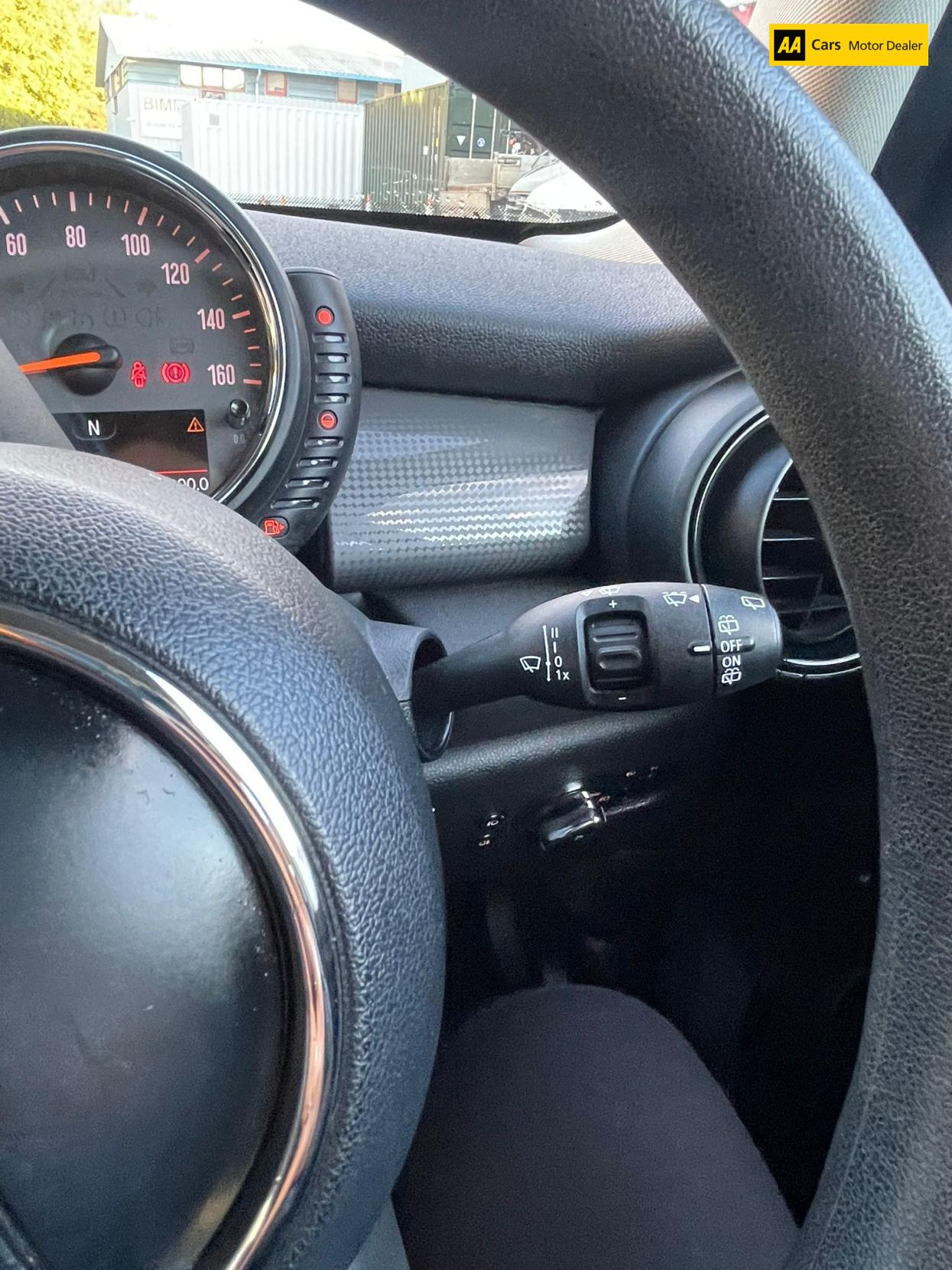 Used MINI Hatch 2015 for sale - 76635467: Photo 17