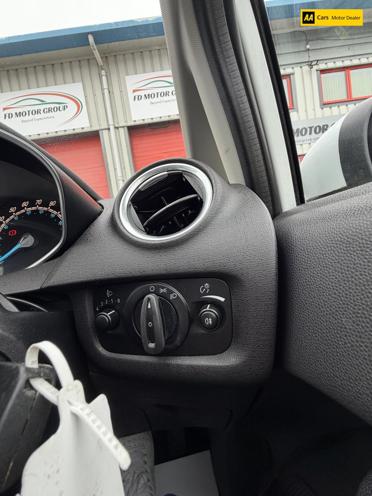 Used Ford Fiesta 2015 for sale - 77584951: Photo 16