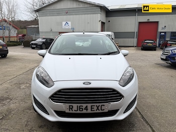 Used Ford Fiesta 2015 for sale - 77584951: Photo