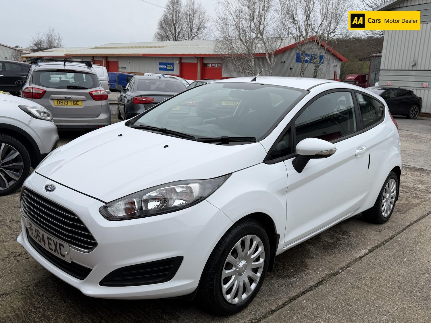 Used Ford Fiesta 2015 for sale - 77584951: Photo 3