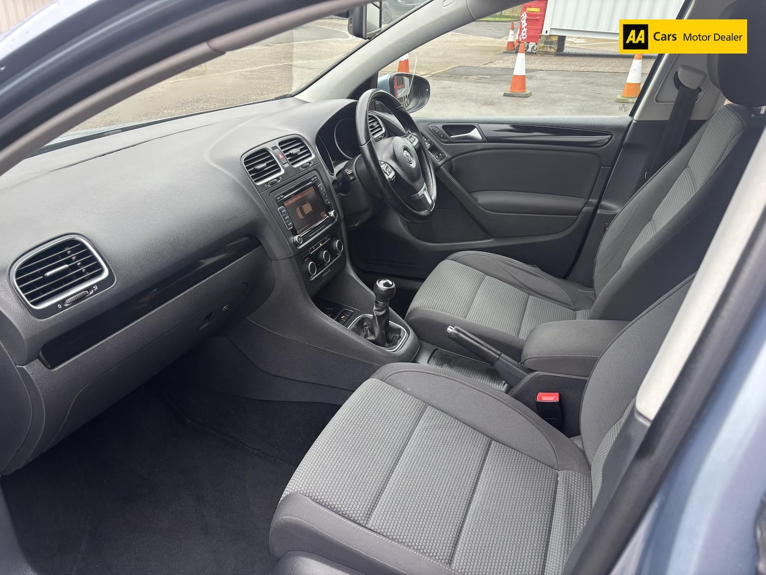 Used Volkswagen Golf 2011 for sale - 77797860: Photo 16