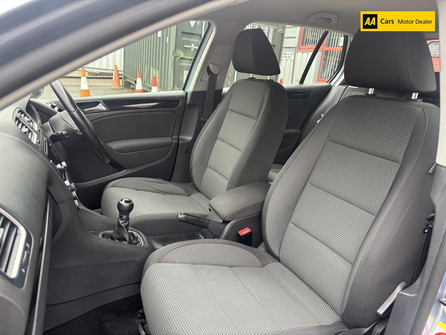 Used Volkswagen Golf 2011 for sale - 77797860: Photo 17