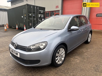 Used Volkswagen Golf 2011 for sale - 77797860: Photo