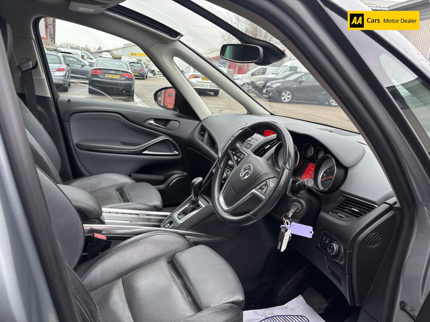 Used Vauxhall Zafira 2013 for sale - 77804011: Photo 4