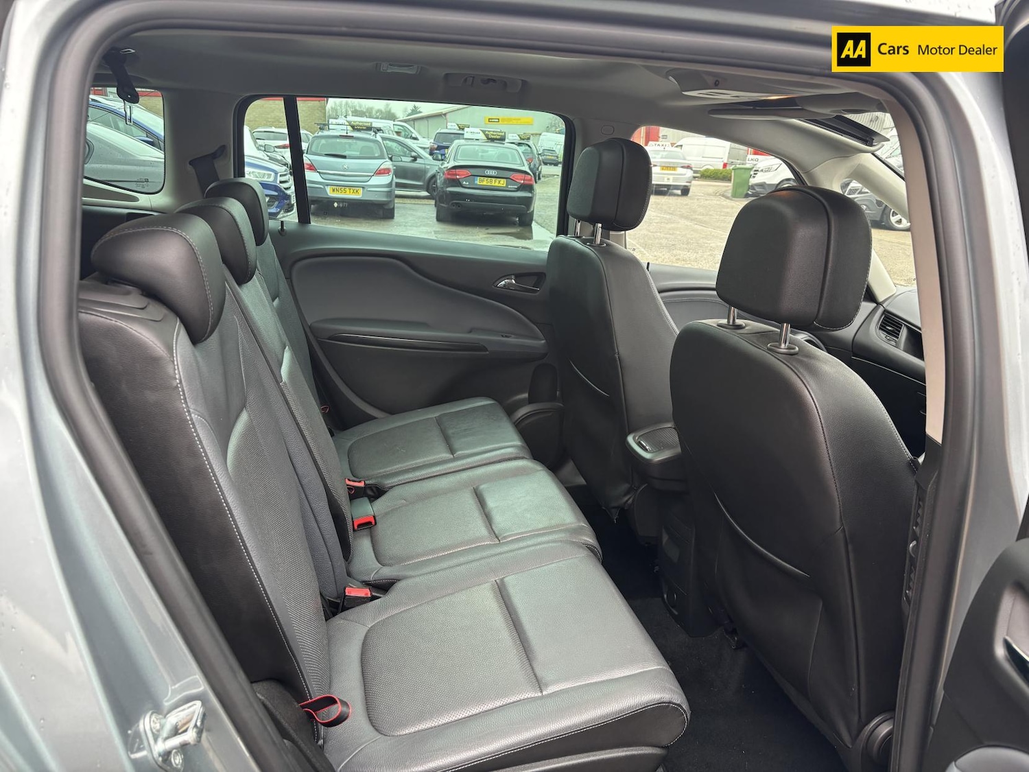 Used Vauxhall Zafira 2013 for sale - 77804011: Photo 5