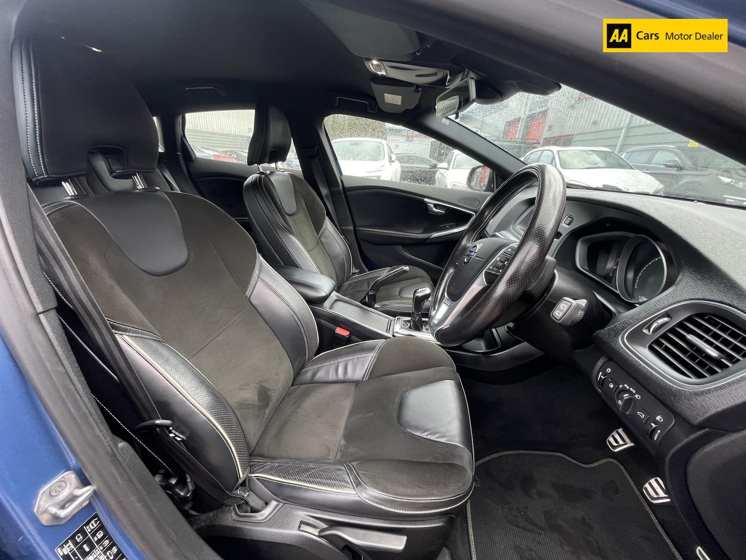 Used Volvo V40 2016 for sale - 77289547: Photo 10