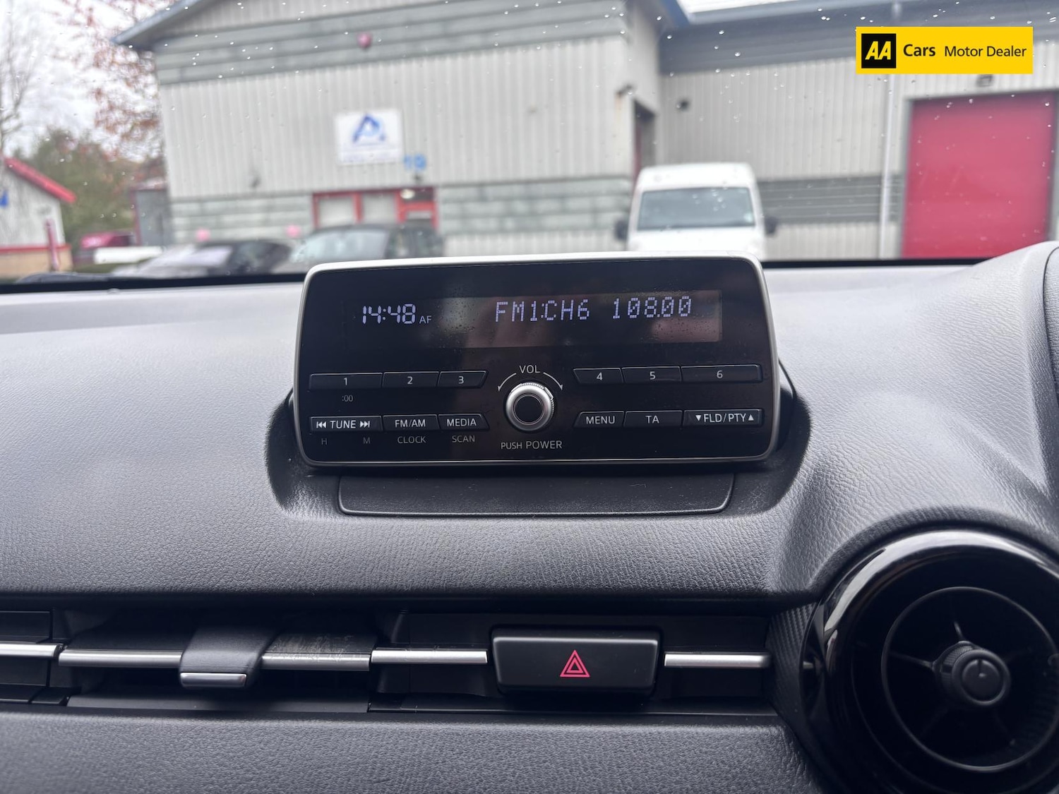 Used Mazda Mazda2 2017 for sale - 76486915: Photo 16