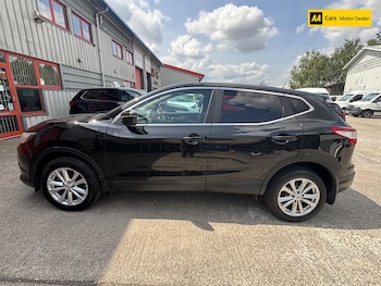 Used Nissan Qashqai 2014 for sale - 79302701: Photo