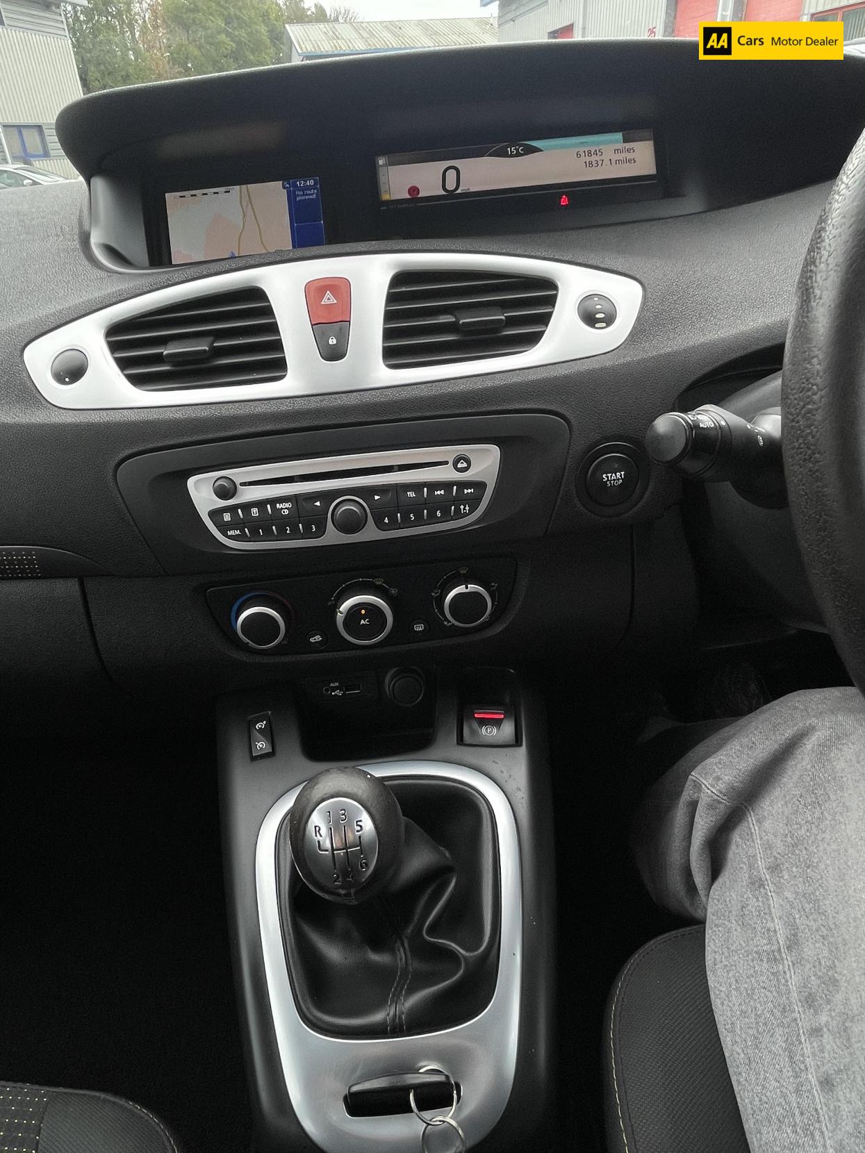 Used Renault Scenic 2010 for sale - 76486918: Photo 19