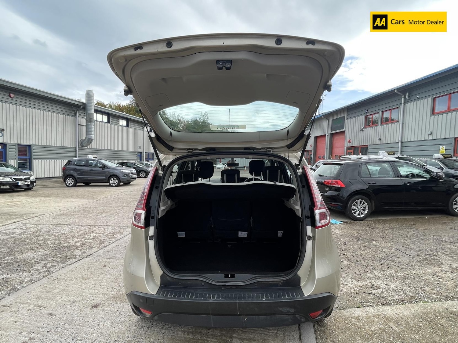 Used Renault Scenic 2010 for sale - 76486918: Photo 26