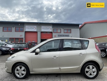 Used Renault Scenic 2010 for sale - 76486918: Photo