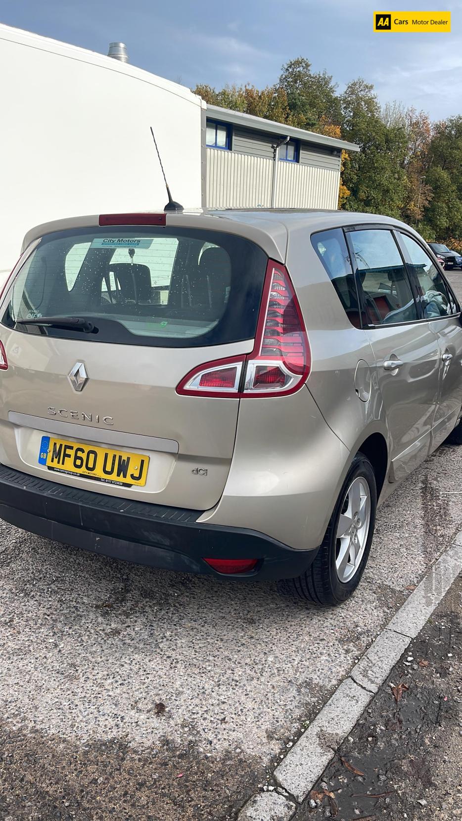 Used Renault Scenic 2010 for sale - 76486918: Photo 7
