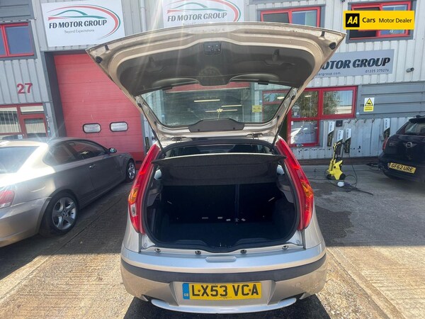 Used Fiat Punto 2003 for sale - 76162170: Photo 17