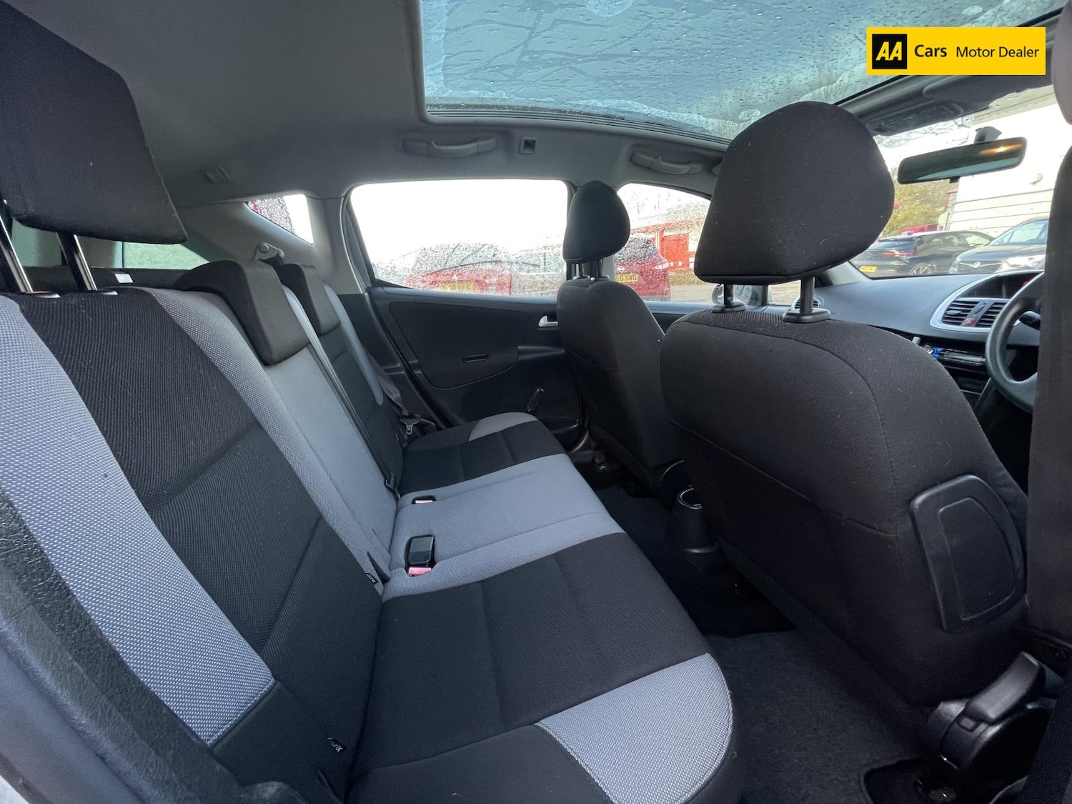 Used Peugeot 207 2009 for sale - 76709818: Photo 13