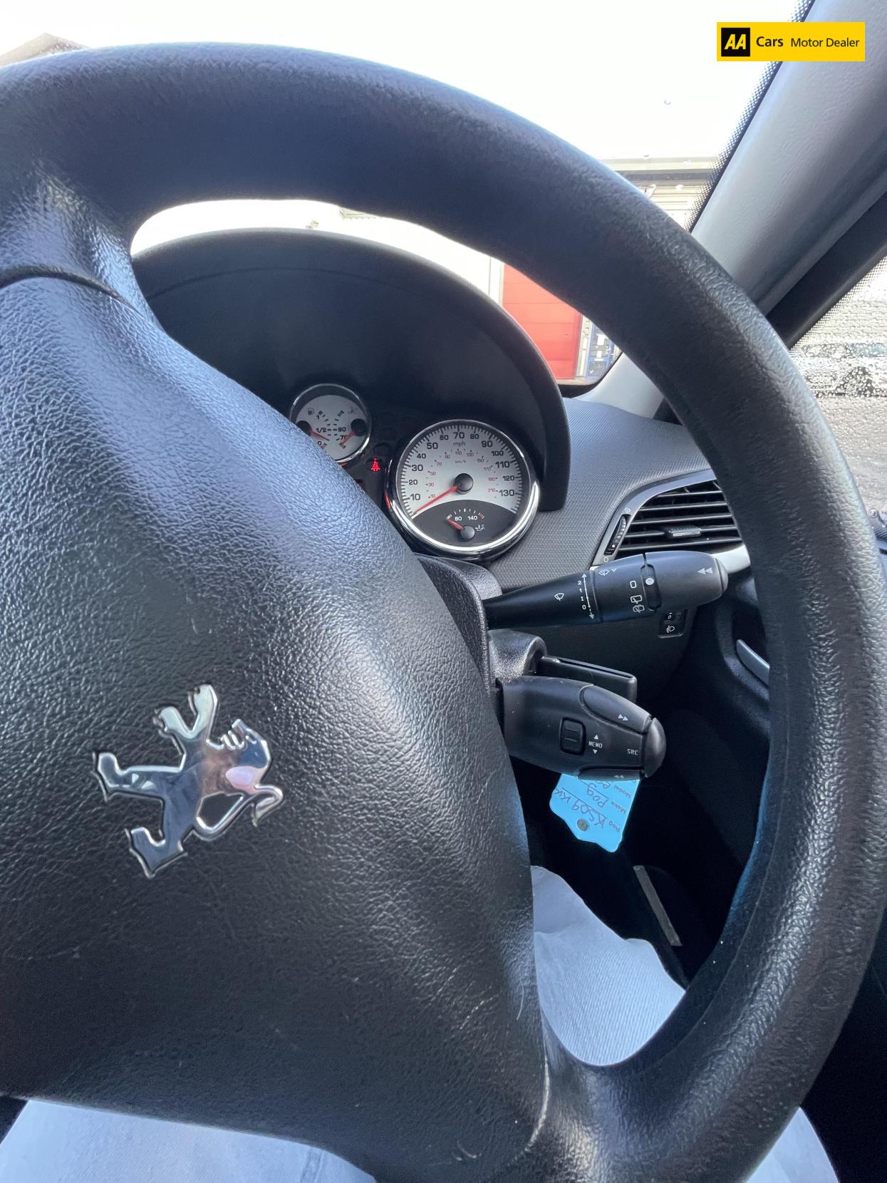 Used Peugeot 207 2009 for sale - 76709818: Photo 19