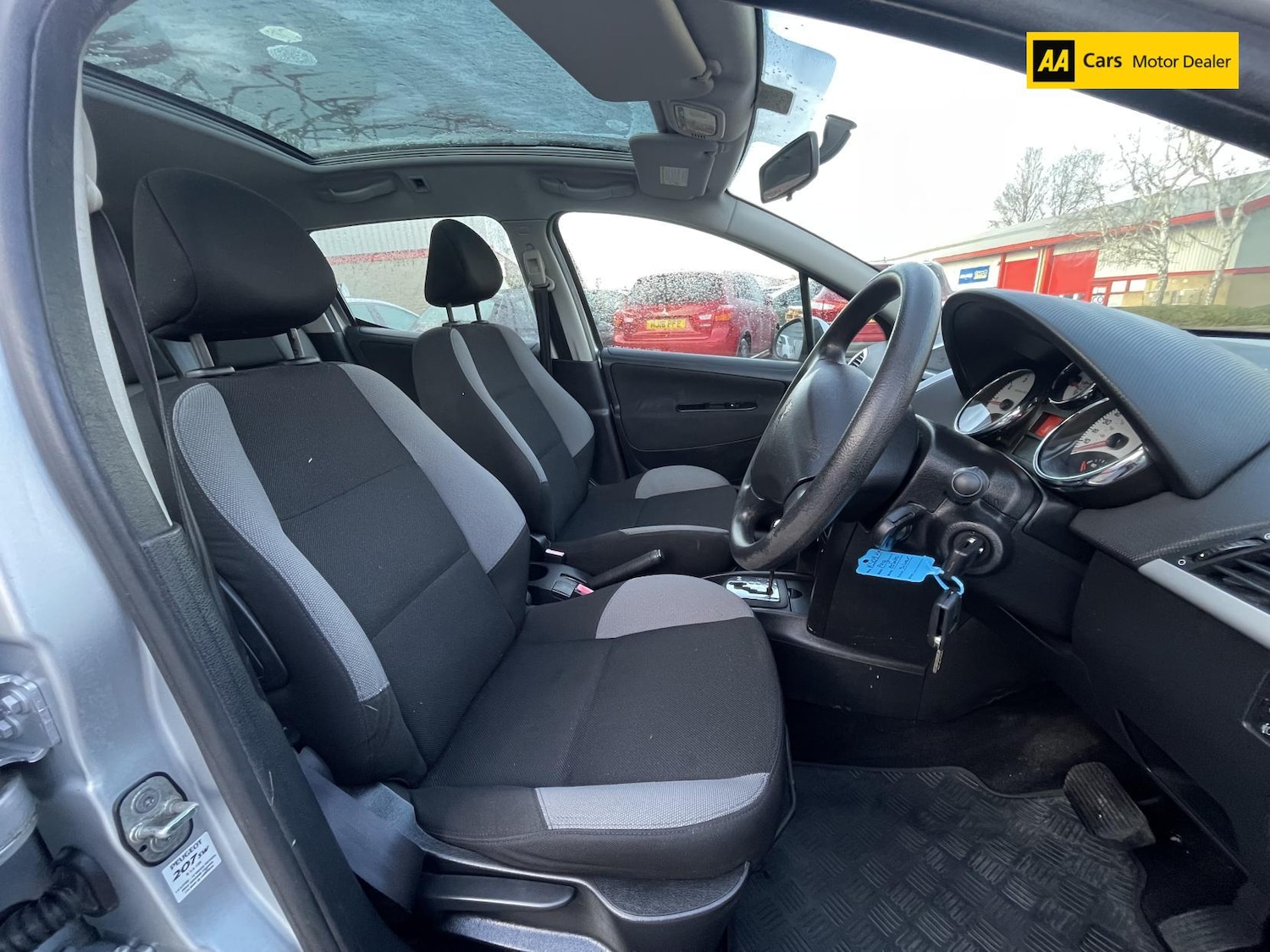 Used Peugeot 207 2009 for sale - 76709818: Photo 9