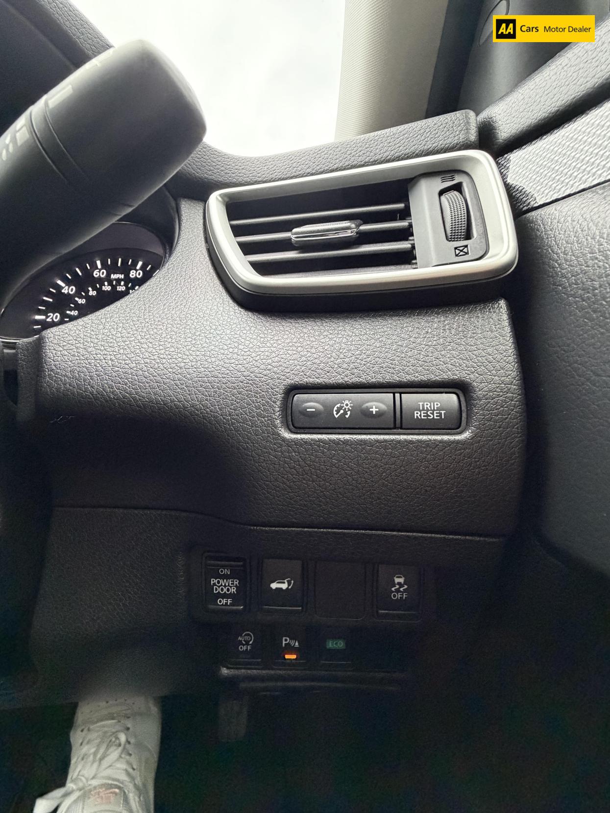 Used Nissan X-Trail 2017 for sale - 77393604: Photo 17