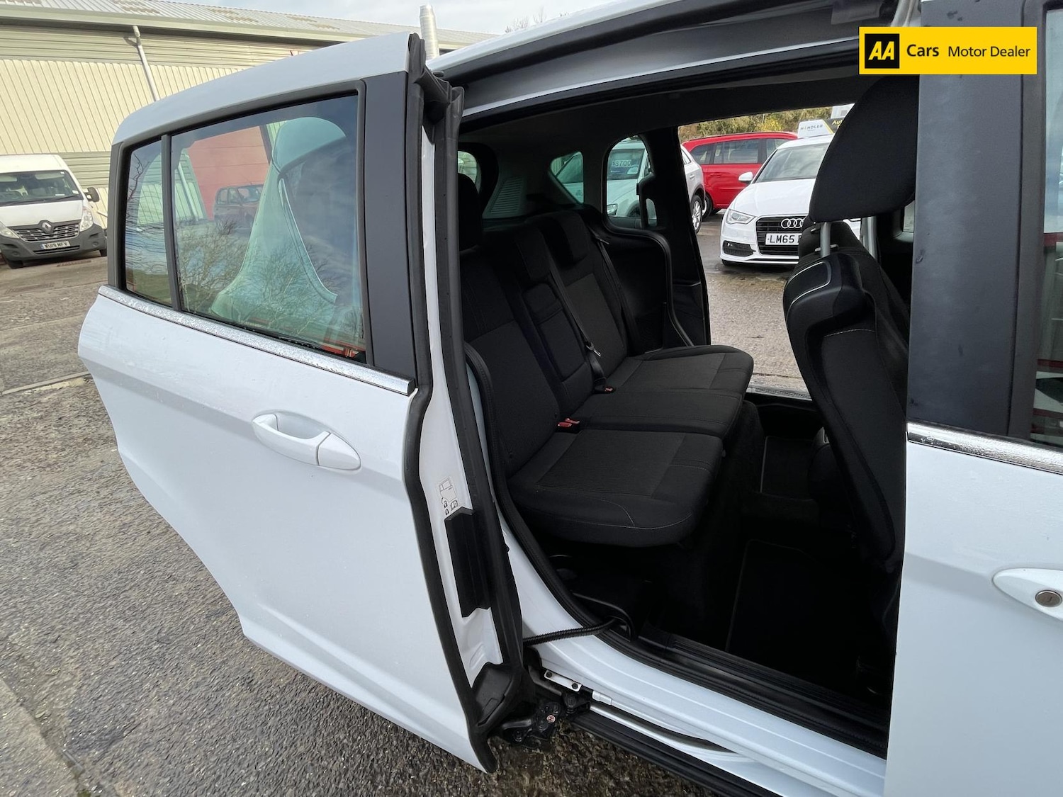 Used Ford B-MAX 2016 for sale - 76948927: Photo 22