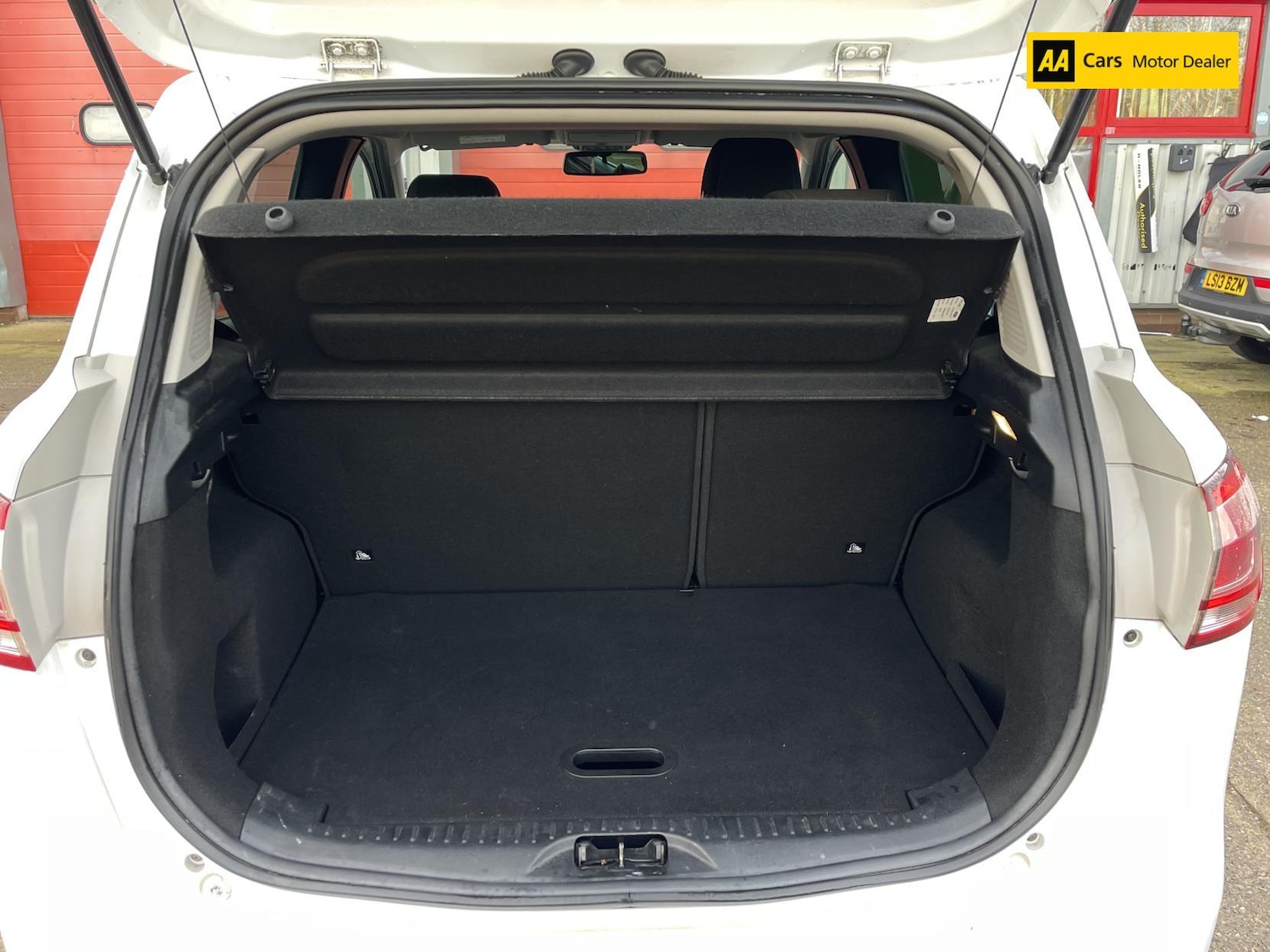 Used Ford B-MAX 2016 for sale - 76948927: Photo 25