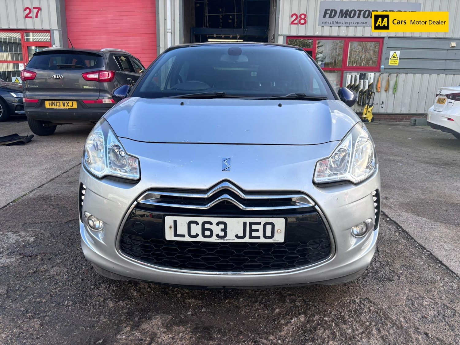 Used Citroen DS3 2014 for sale - 76174579: Photo 2