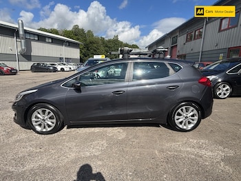 Used Kia Ceed 2017 for sale - 78555848: Photo