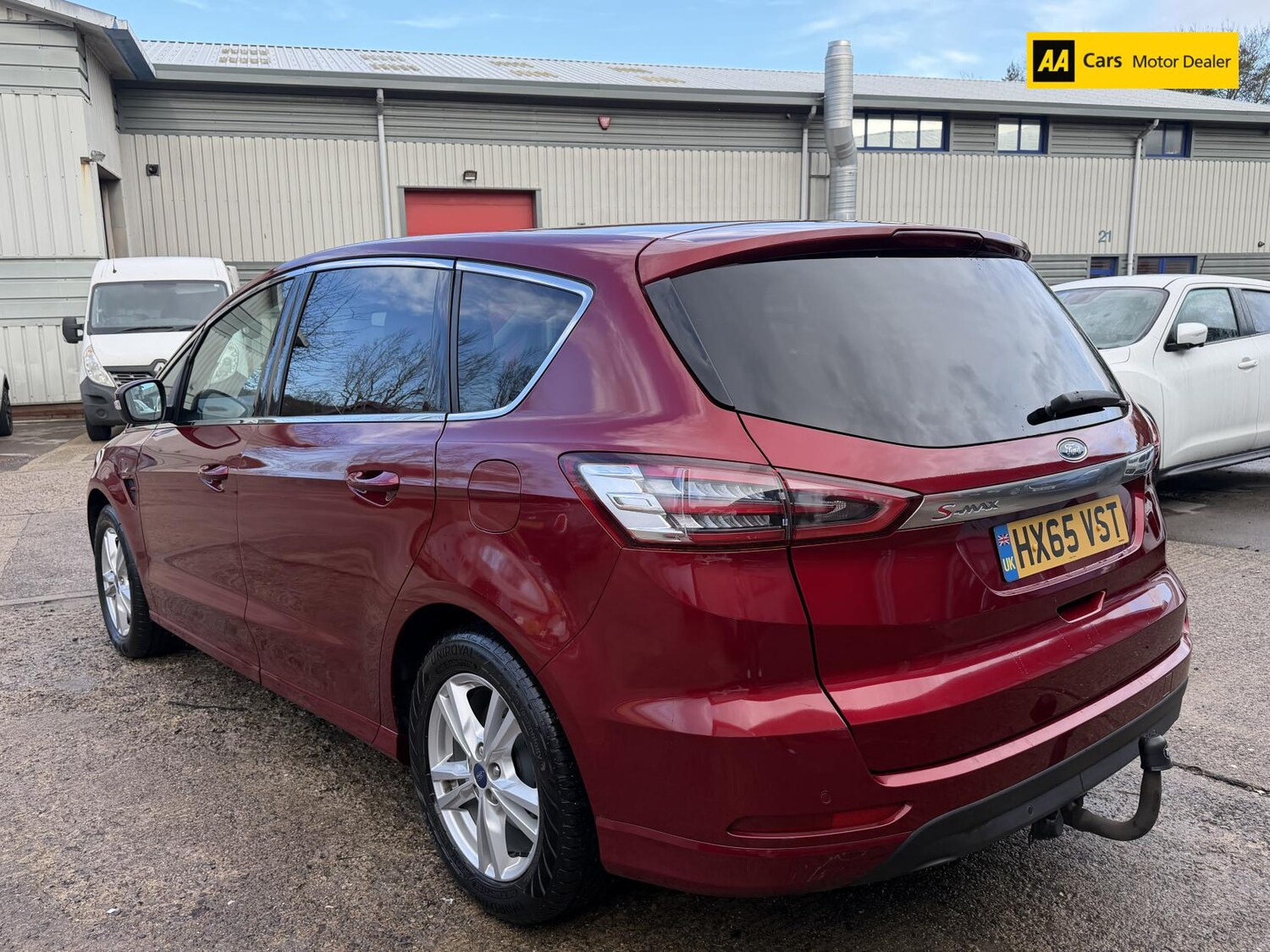 Used Ford S-Max 2015 for sale - 77353965: Photo 5