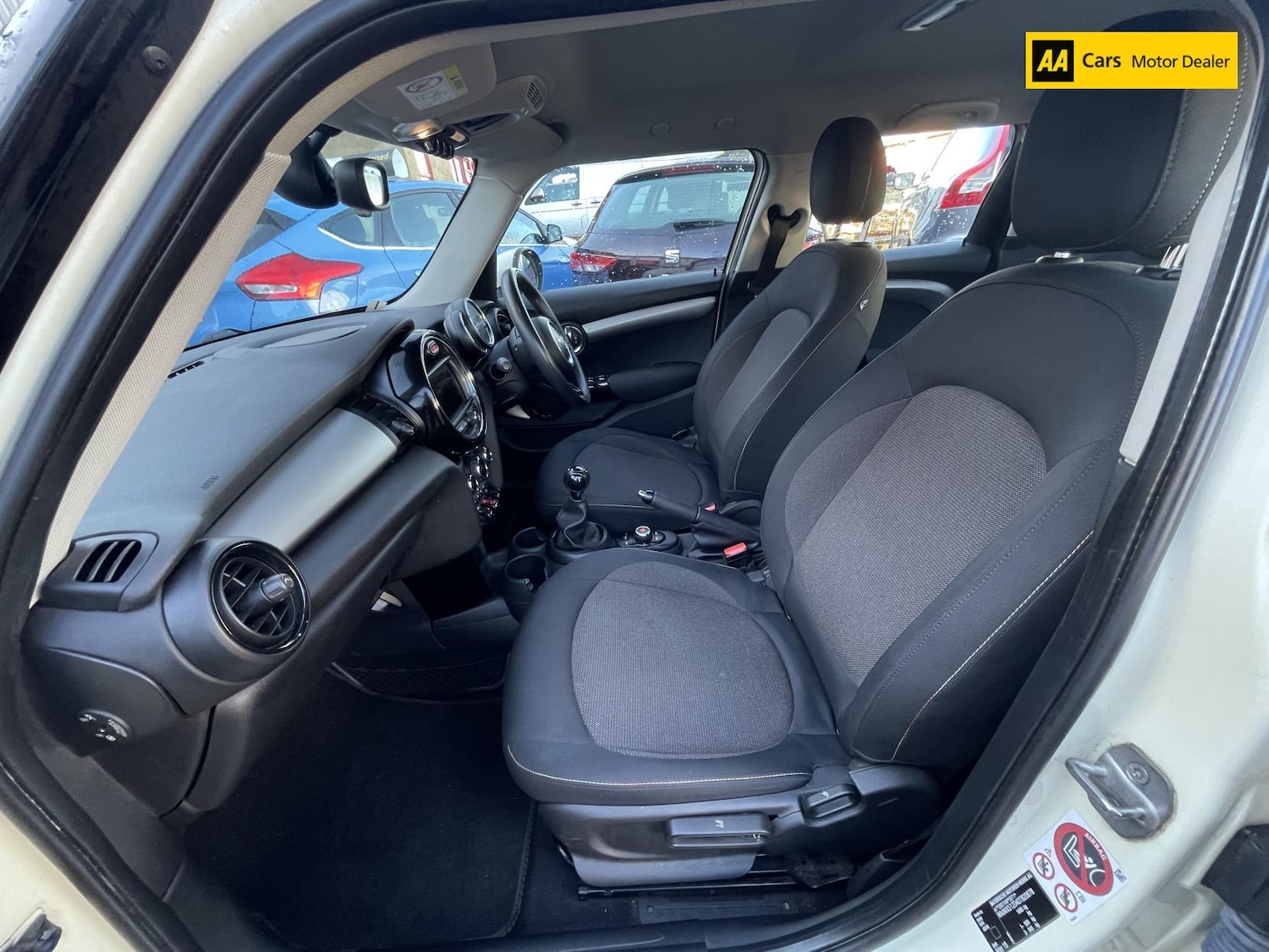 Used MINI Hatch 2015 for sale - 76580922: Photo 11