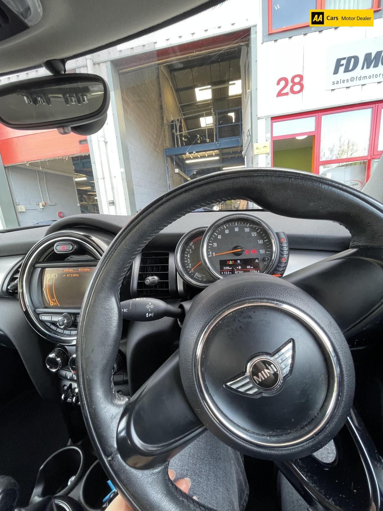 Used MINI Hatch 2015 for sale - 76580922: Photo 13