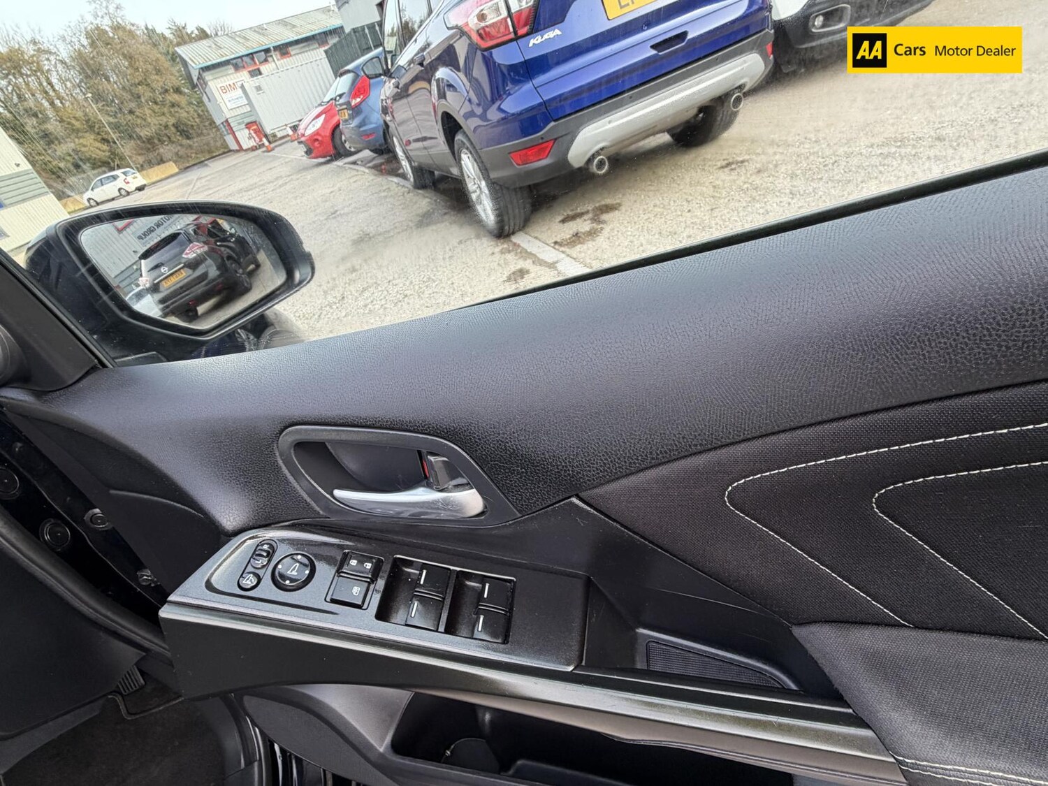 Used Honda Civic 2015 for sale - 77763001: Photo 19