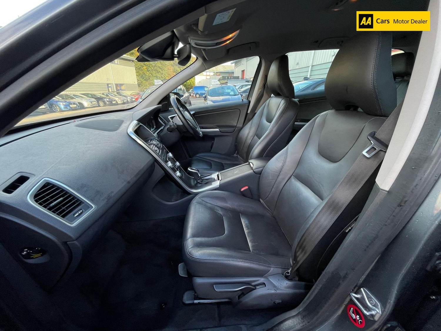 Used Volvo XC60 2015 for sale - 76336034: Photo 10