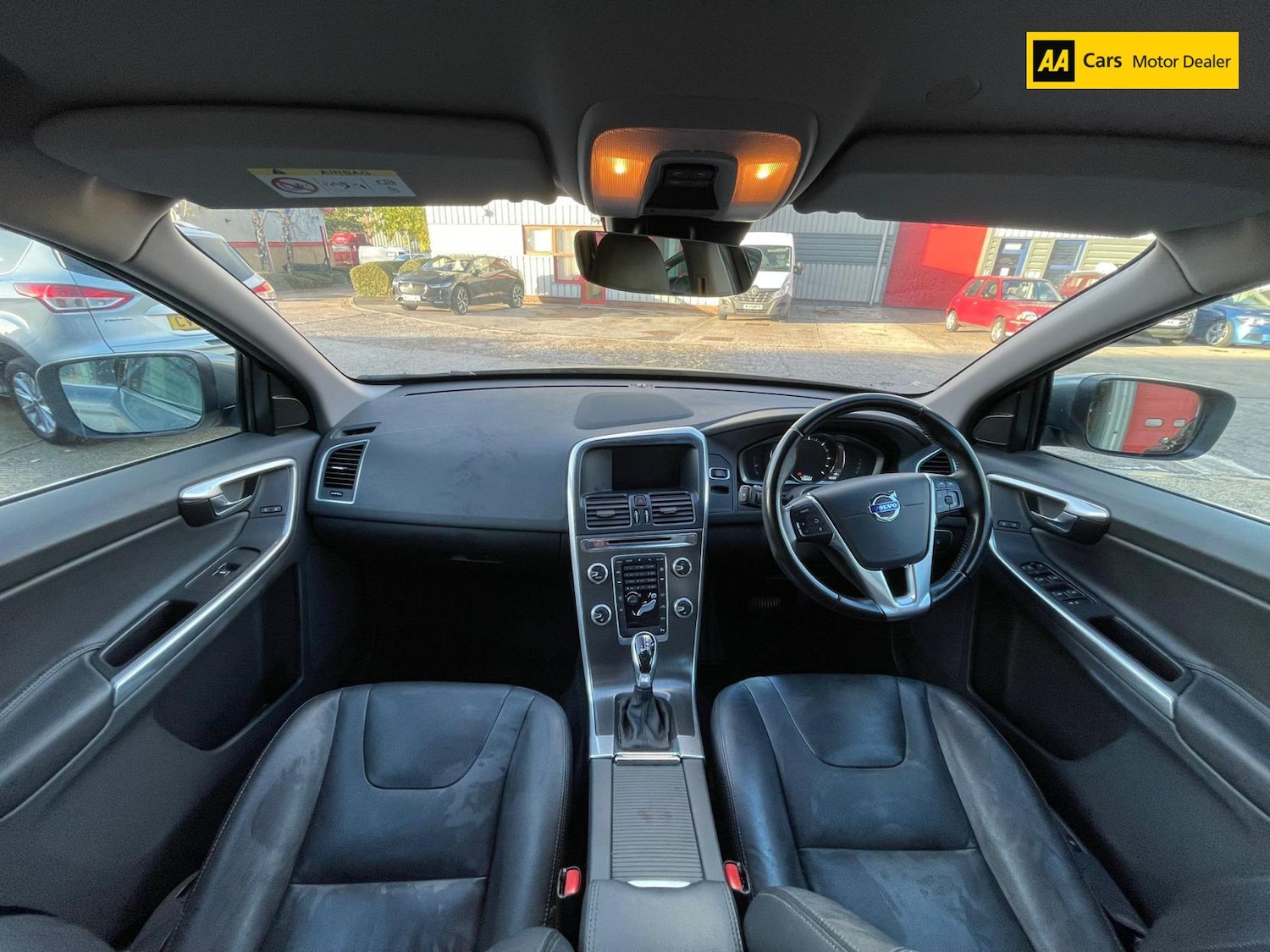 Used Volvo XC60 2015 for sale - 76336034: Photo 11