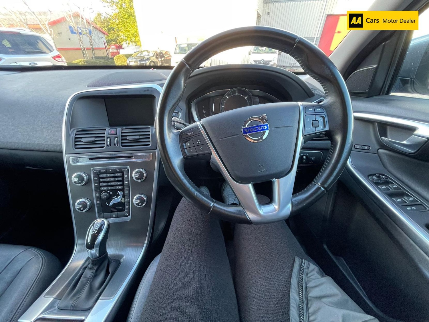 Used Volvo XC60 2015 for sale - 76336034: Photo 13