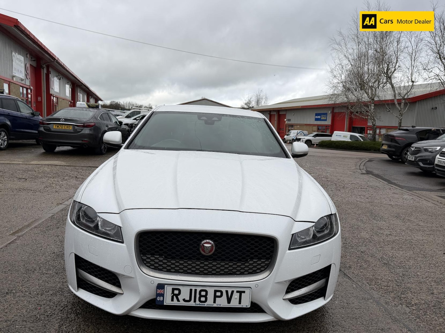 Used Jaguar XF 2018 for sale - 77903508: Photo 2