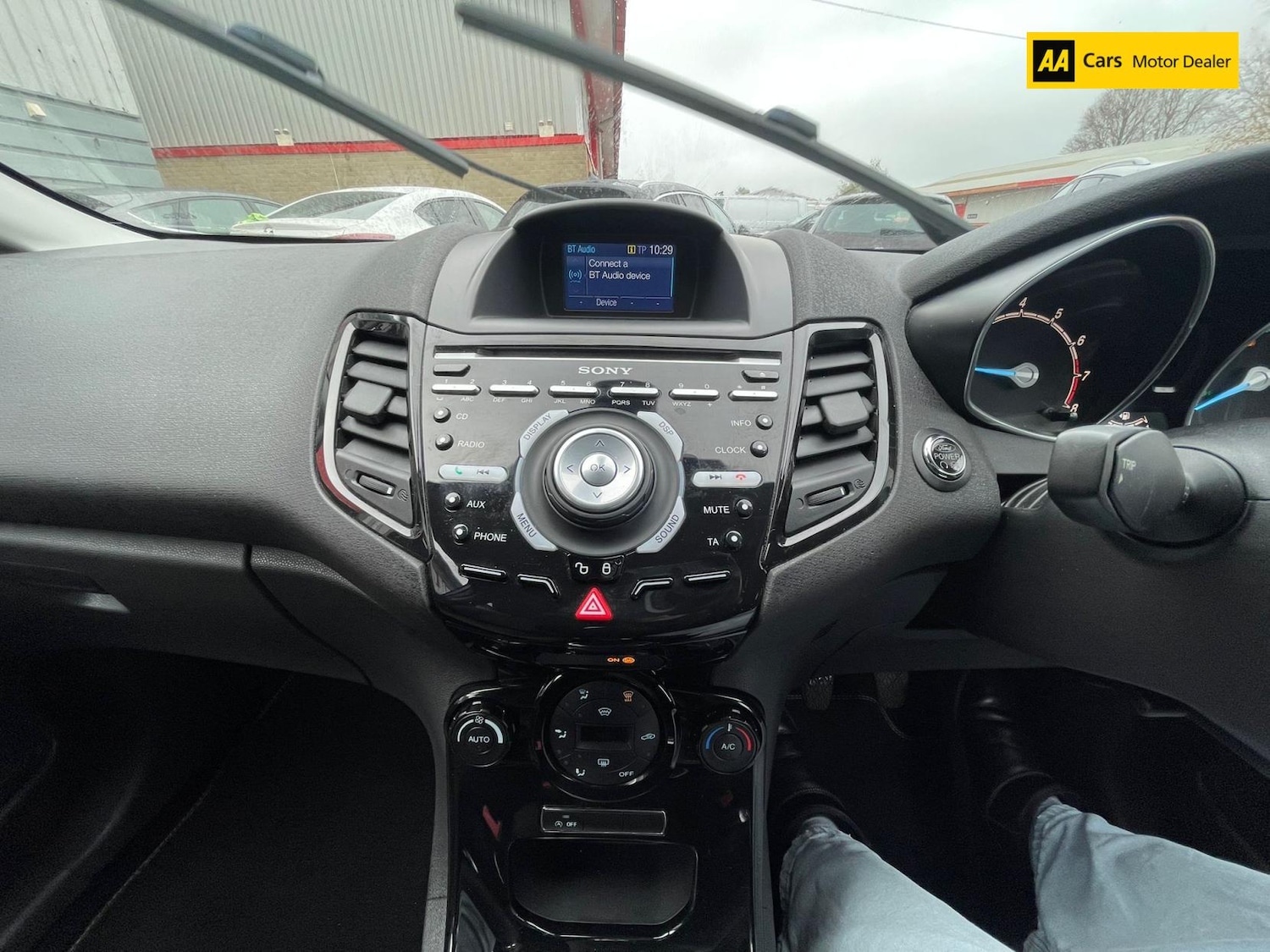 Used Ford Fiesta 2015 for sale - 76363511: Photo 16